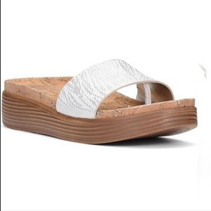 NWOB Donald J. Pliner sandals